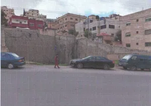 من المالك مباشرة أرض للبيع (مشروع سكني ربحي) تقع على شارعين  جاهزة للبناء الفوري معها المخططات