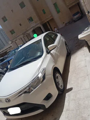 تويوتا يارس 2017