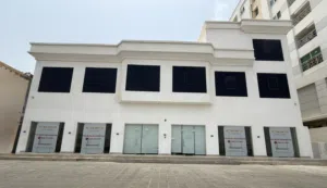 محل تجاري مميز في قلب سوق الخوض Prime Shops in Al Khoudh Souq