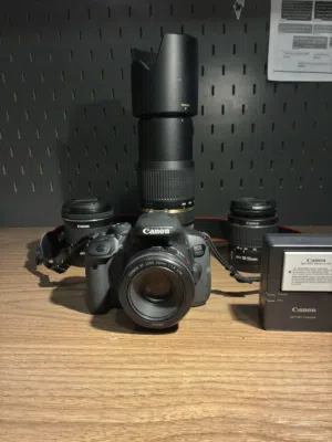 Canon EOS 700d بحالة ممتازة