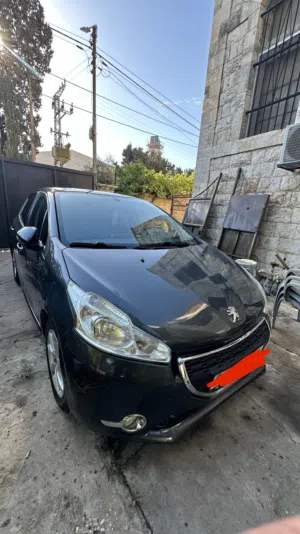 Used Peugeot 208 in Tulkarm