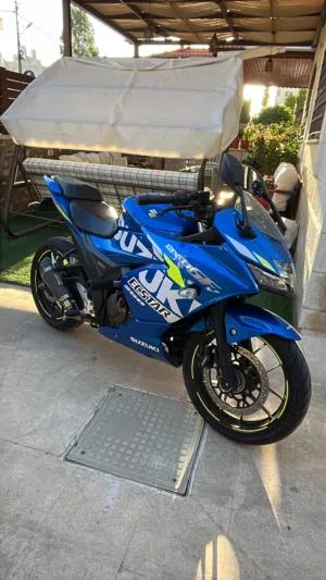 Suzuki gixxer 250 sf 2021