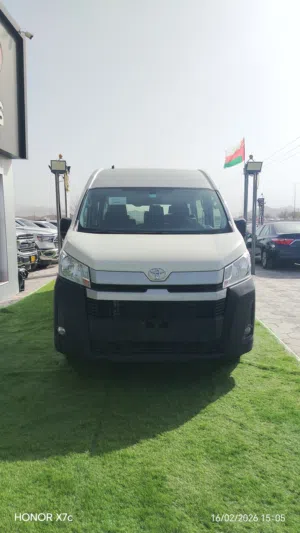 TOYOTA HIACE 2025 باص تويوتا هايس 2025 بحالة الوكالة وممشى 7 الاف فقط...