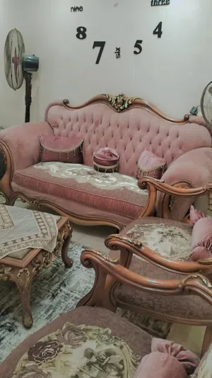 بيع صالون وركنة وسفرة 8 كراسي