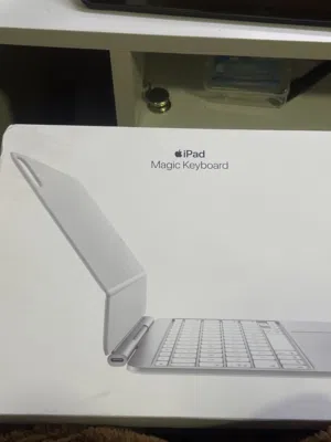 iPad Magic Keyboard 11 بوصة iPad Pro (m4)