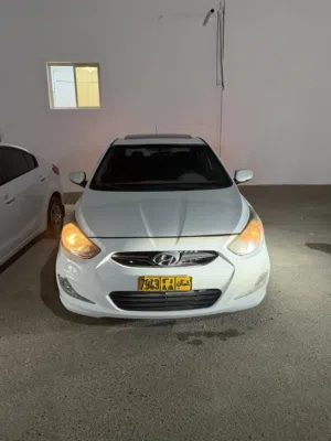 Hyundai Accent 2012