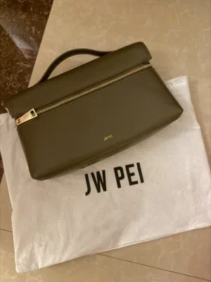 حقيبة يد Hand bag JW PEL ( olive green )