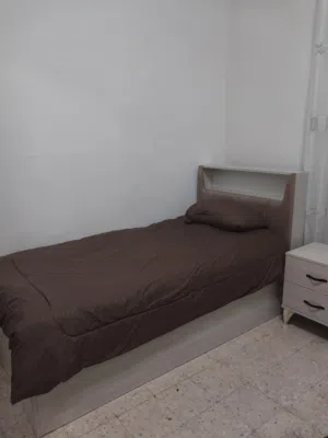 غرفه نوم كامله للبيع نع فرشه مريحه جدا