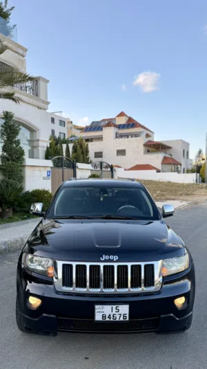 Jeep شيروكي 2011 فل كامل الجيب بحالة الشركة بسعر مغري