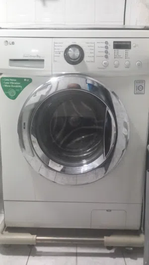 غسالة ملابس LG مستعملة 8 كيلو