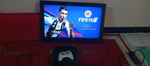 شاشة 32واكس بوكس 360