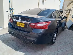 نيسان ‏التيما ‏SV ‏2018