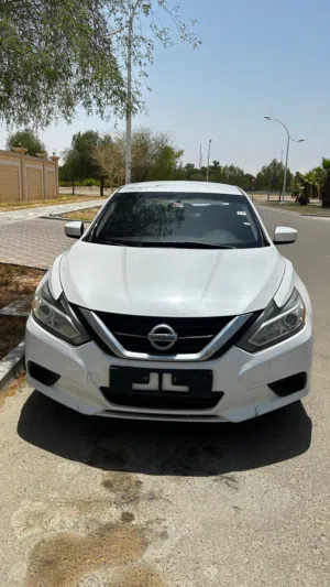 Used Nissan Altima in Al Ain