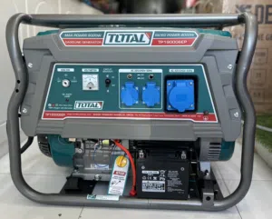 مولد كهربائي جنريتر ماطور قوة 9 الاف واط من شركة TOTAL يعمل بالمفتاح والهندل