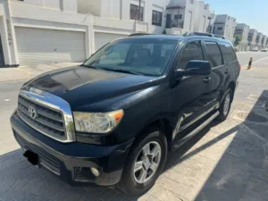 Toyota sequoia 2010 good condition