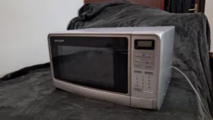 Sharp 22 litre microwave