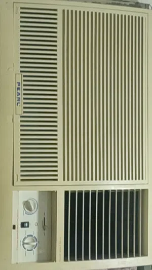 pearl window AC 1.5 tan for urgent sale