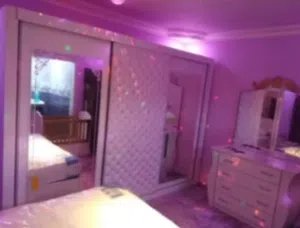 غرفة نوم تفصيل كامله مع ملحق بيبي مع سرير بيبي مع سجاده مع بردايه مع فرشه كاش واقساط الرمثامقاب حياك