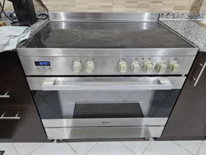 Midea Stainless Steel Electric Ceramic Hob 90cm (109L) with Built-in Oven - Excelent Condition