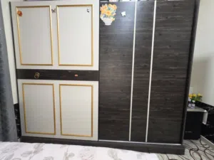 Large Modern Bedroom Wardrobe – Sliding Door Closet