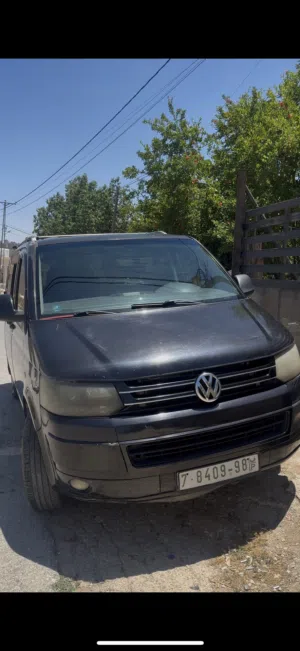 used-volkswagen-caravelle-in-ramallah-and-al-bireh