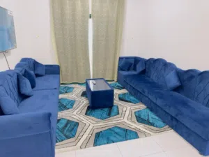 G2-شقة مفروشة للإيجار الشهري  غرفة وصالة شاملة الفواتير في الراشدية مقابل حديقة السيدات