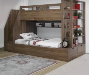 سرير أطفال من دورين مع المراتب بحاله ممتازه