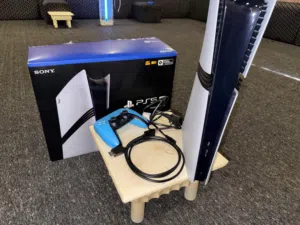 نضيف بلكرتون ويا كامل ملحقاتها playstaiton 5 pro