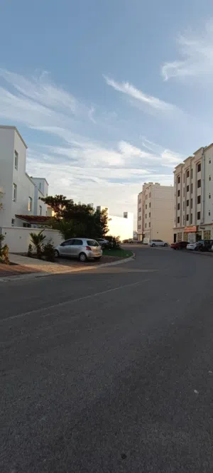 شقة مؤثثة للعوائل بالإيجار اليومي/ الأسبوعي/ الشهري