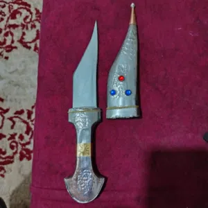 سيف وخنجر بالصلاه عالنبي شوف الوصف