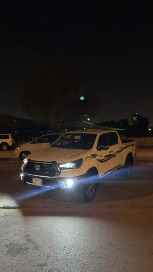 Used Toyota Hilux in Al Riyadh