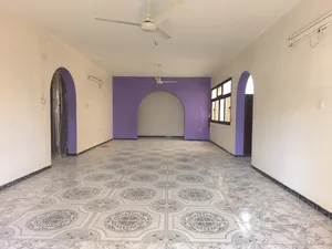 5 Bedrooms . Unfurnished . Monthly2