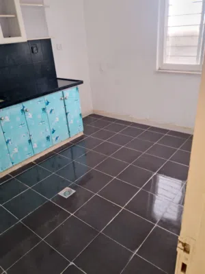 شقة للبيع بيرزيت في اسكان بدر