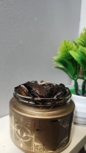 بيع البخور والعود