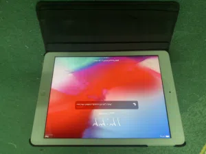 32 GB iPad Air
