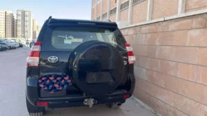 للبيع سيارة تويوتا برادو موديل 2015 نظيفة