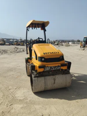 Roller for sale.  Model 2015.  Very good condition neet and clean.