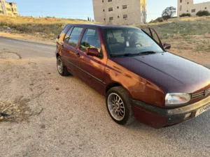 فولكسفاغن جولف MK3 1992، هاتشباك، حالتها ممتازة، قابلة للبيع الكاش