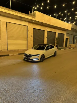سكودا سوبيرب 2022