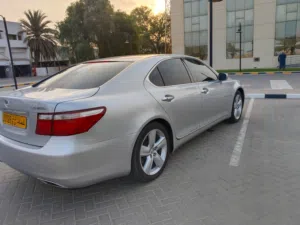 Used Lexus LS in Al Batinah