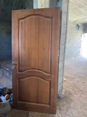باب منزل داخلي للبيع