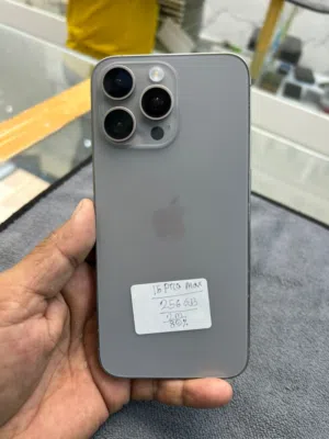 Apple iPhone 15 Pro Max 256 GB in Tripoli