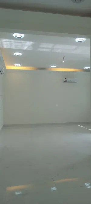 بيع برج تحت الإنشاء في قطر بمشروع جاهز للتنفيذ بعائد ممتاز اللوسيل تم الموافقةوالمخطط جاهز