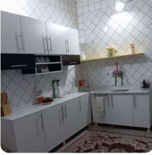 كاونتر خشب mdf قياس مترين والسنك متر و20