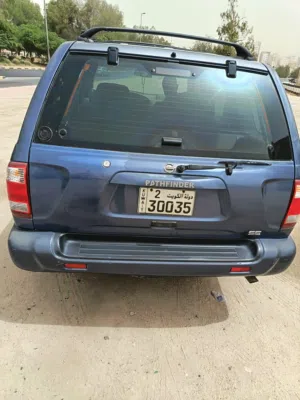بيعه سريعه نيسان باثفندر بحاله ممتازه عداد 180