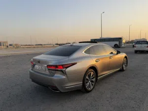 لكزس 2018 حجم LS350