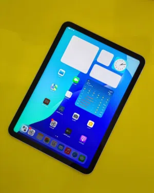 Apple iPad 10 64 GB in Hawally
