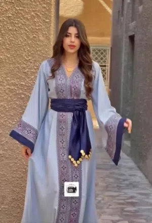 ثوب لحفله حنه