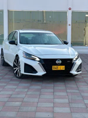 Used Nissan Altima in Muscat