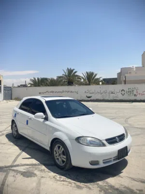 Used Daewoo Lacetti in Tripoli